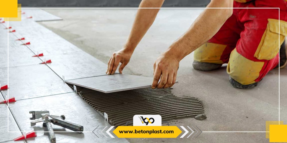 روش های استفاده از همتراز کاشی min